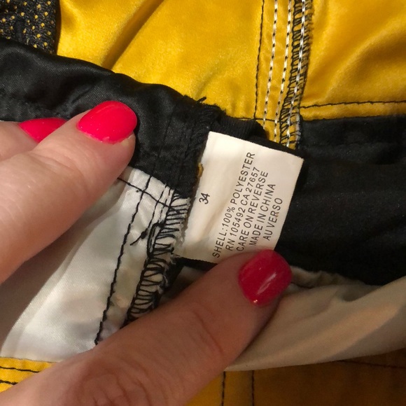 Men’s swim shorts - Picture 3 of 4